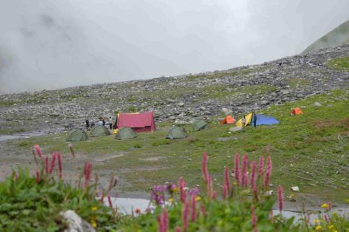 Magnetic-Earth-Adventure-Chandertaal-Hamta-Trek-5